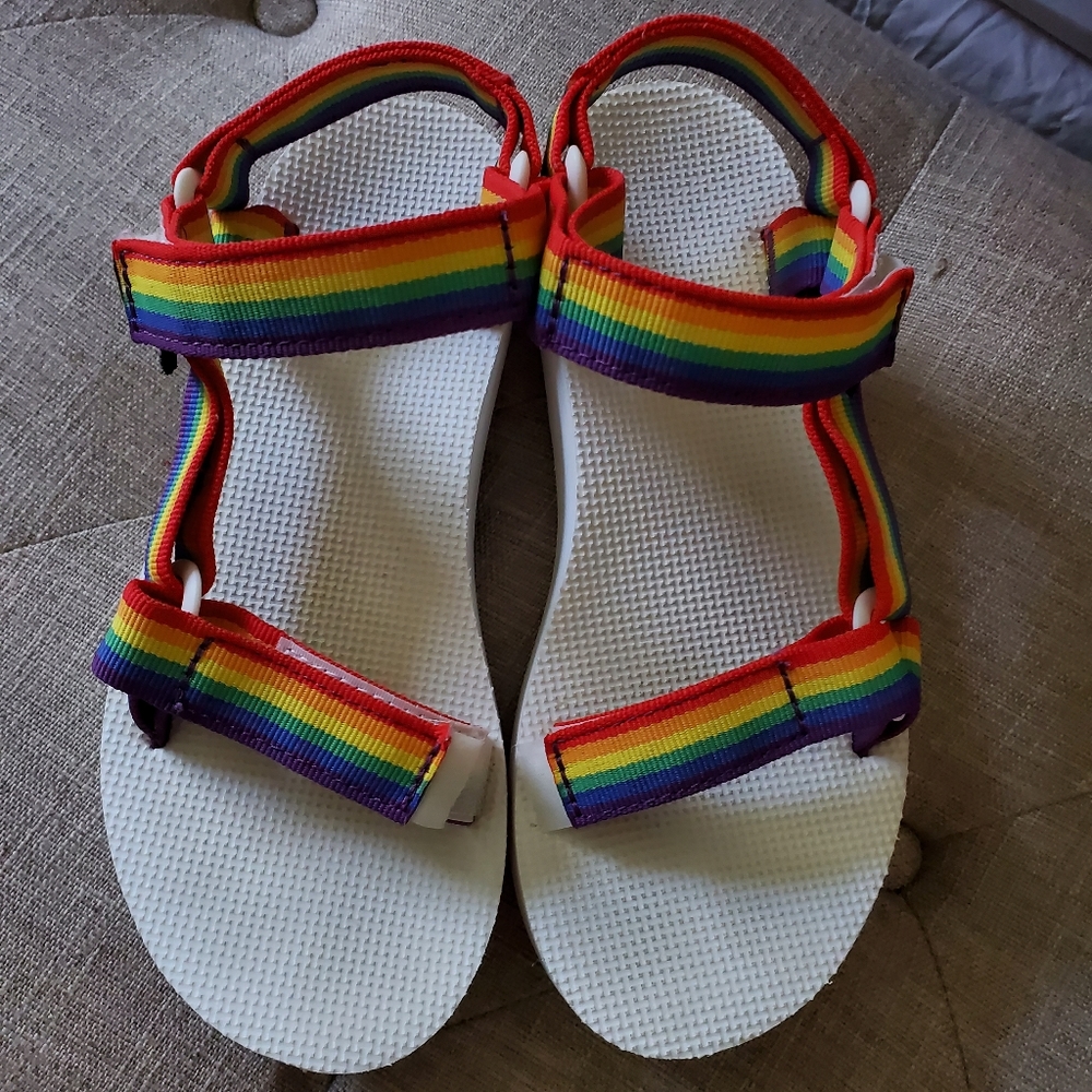 Teva rainbow mid-form sandals